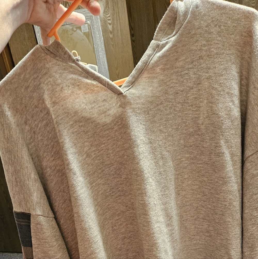 V-Neck Lightweight Crewneck Sweatshirt